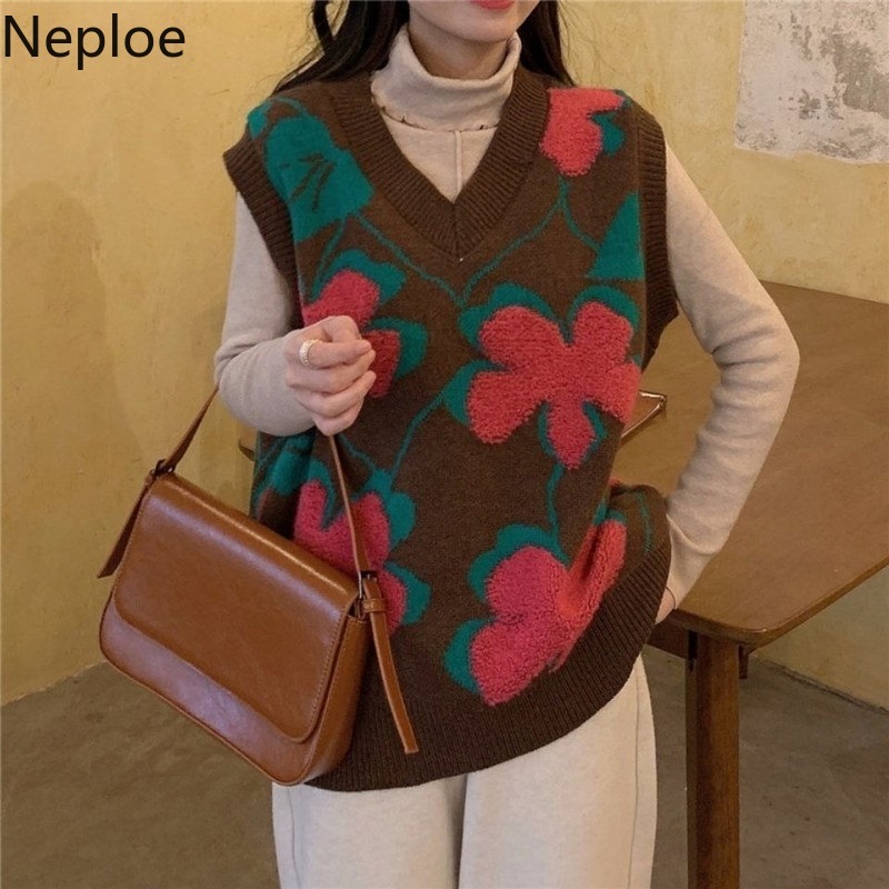 Neploe Knitted Sweater Vest Embroidery Flower Pullovers V Neck Tops Women Jumper Sleeveless Oversized Woman Sweaters Clothing 210422