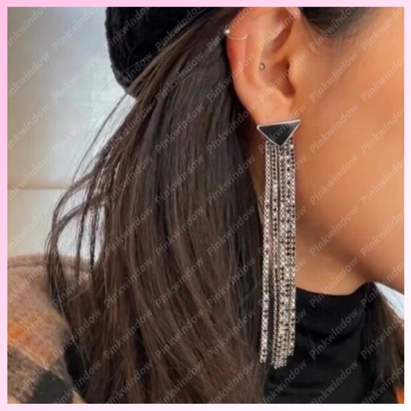 earings Women Men Fashion Jewelry Stud Triangle Hoop Designer Accessories Womens Luxurys Designers Gold Designer Earring Pearls 2105221L
earings Women Men Fashion Jewelry Stud Triangle Hoop Designer Accessories Womens Luxurys Designers Gold Designer Earring Pearls 2105221L
