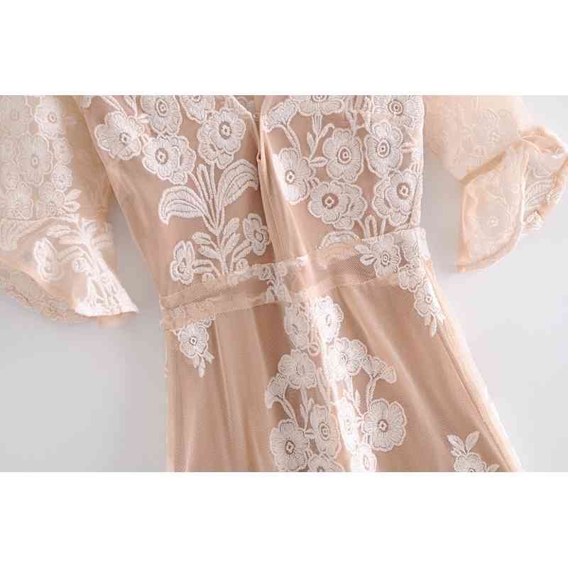 Spring Women Perspective Mesh Hollow Out Embroidery Short Dress Sexy Slim fit Package Hips Party Dresses 210429