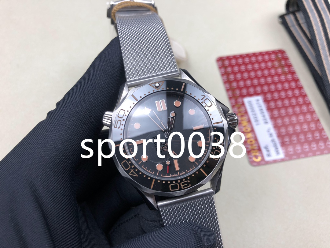 Top Quality NTTD Watch 42mm No Time To Die Men Watches Automatic Movement Mechanical Montre de luxe Limited James Bond 007 Nato 300M Wris, No send watch for shipping
Top Quality NTTD Watch 42mm No Time To Die Men Watches Automatic Movement Mechanical Montre de luxe Limited James Bond 007 Nato 300M Wris, No send watch for shipping