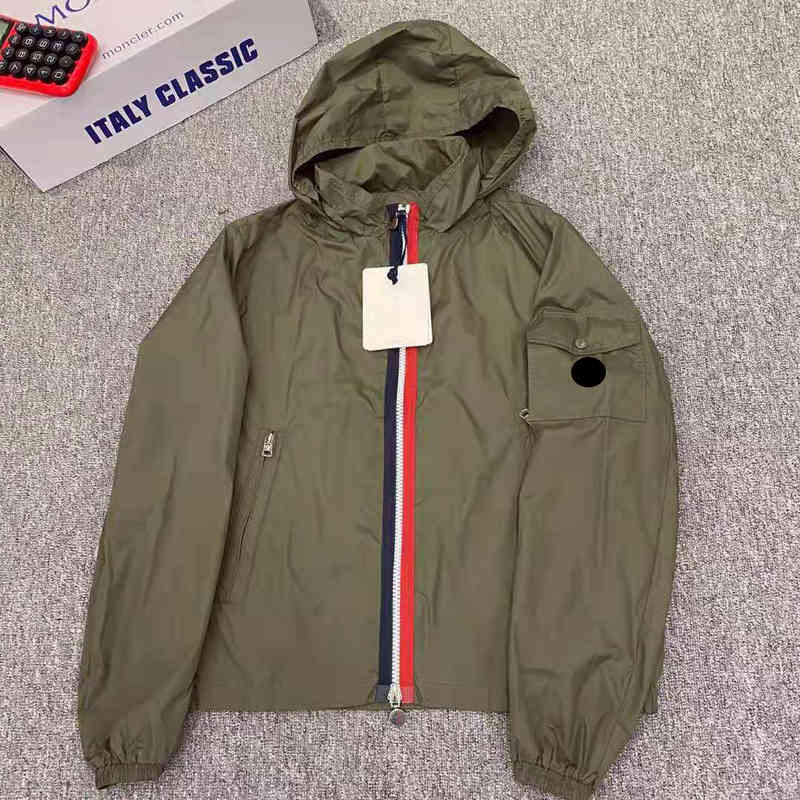 Men's Jackets Mens Designer Clothing France Brand Bomber Windshield jacket Europe and American style Outerwear coat Fashion hombre Casual Street EJTC, Supplement (not shipped separately)
Men's Jackets Mens Designer Clothing France Brand Bomber Windshield jacket Europe and American style Outerwear coat Fashion hombre Casual Street EJTC, Supplement (not shipped separately)