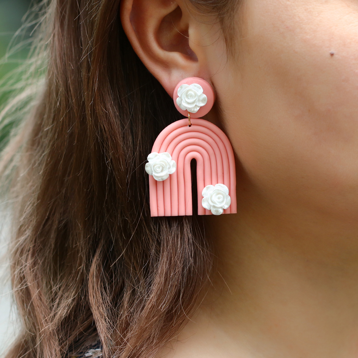 2021 Fashion Handmade Polymer Clay Dangle Earring Rainbow Flowers Geometric Drop Pendant Elegant Trendy Pink Statement Earrings
2021 Fashion Handmade Polymer Clay Dangle Earring Rainbow Flowers Geometric Drop Pendant Elegant Trendy Pink Statement Earrings