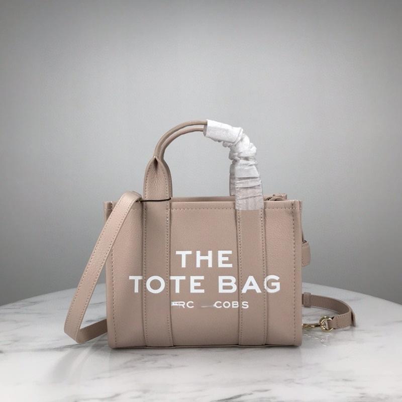 Leather Tote Bag Portable Fashion Newest Vintage Bag Multicolor Shoulder Bags Europe and America, As pic
Leather Tote Bag Portable Fashion Newest Vintage Bag Multicolor Shoulder Bags Europe and America, As pic