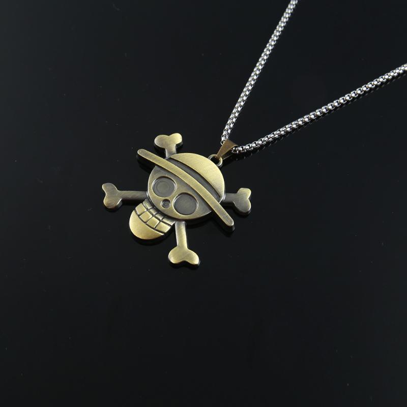 Chains Anime One Piece Necklace Luffy Ace Pirate Skull Hat Metal Pendant Chain Choker Man Cartoon Necklaces Charm Gift Jewelry Collares
Chains Anime One Piece Necklace Luffy Ace Pirate Skull Hat Metal Pendant Chain Choker Man Cartoon Necklaces Charm Gift Jewelry Collares