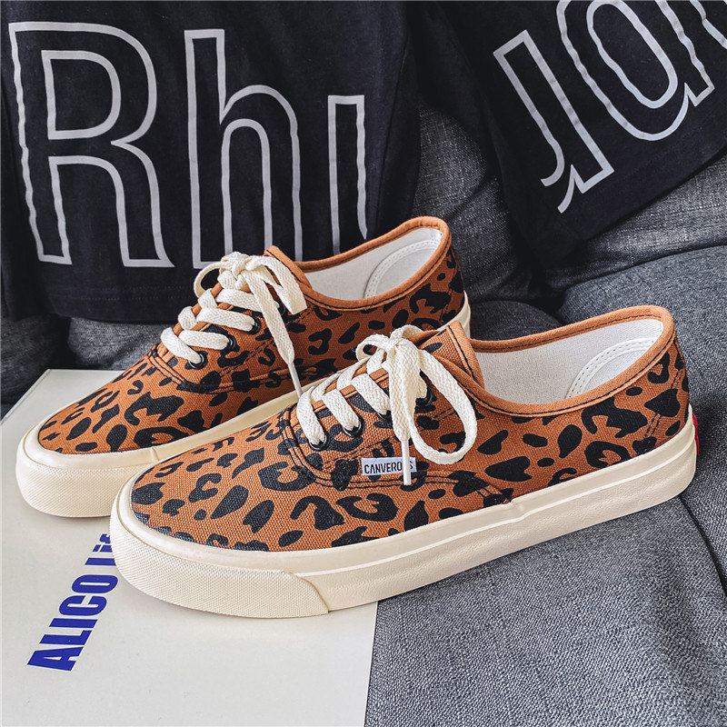 New Men Skateboard Shoes Animal Print Canvas Shoes Men Casual Plimsolls Superstar Streetwear Leopard Sneakers Men Espadrilles, Leopard -fy34
New Men Skateboard Shoes Animal Print Canvas Shoes Men Casual Plimsolls Superstar Streetwear Leopard Sneakers Men Espadrilles, Leopard -fy34