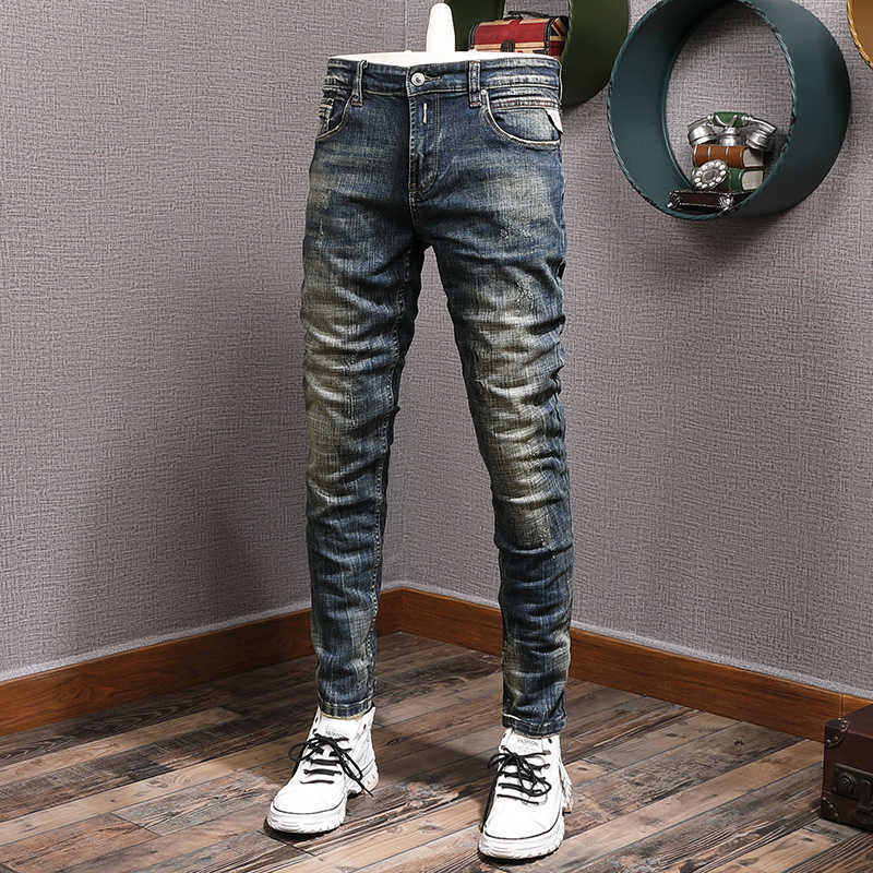 Italian Style Fashion Men Jeans Retro Dark Blue Elastic Slim Fit Ripped Embroidery Vintage Designer Casual Denim Pants O1IS, 985retro dark blue
Italian Style Fashion Men Jeans Retro Dark Blue Elastic Slim Fit Ripped Embroidery Vintage Designer Casual Denim Pants O1IS, 985retro dark blue