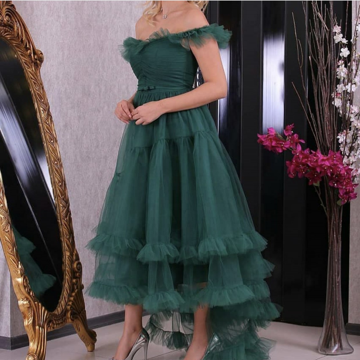 Burgundy Prom Dresses Evening Gowns Arabic Middle East Dubai Outfits Off Shoulder Women White Formal Long Date Dinner