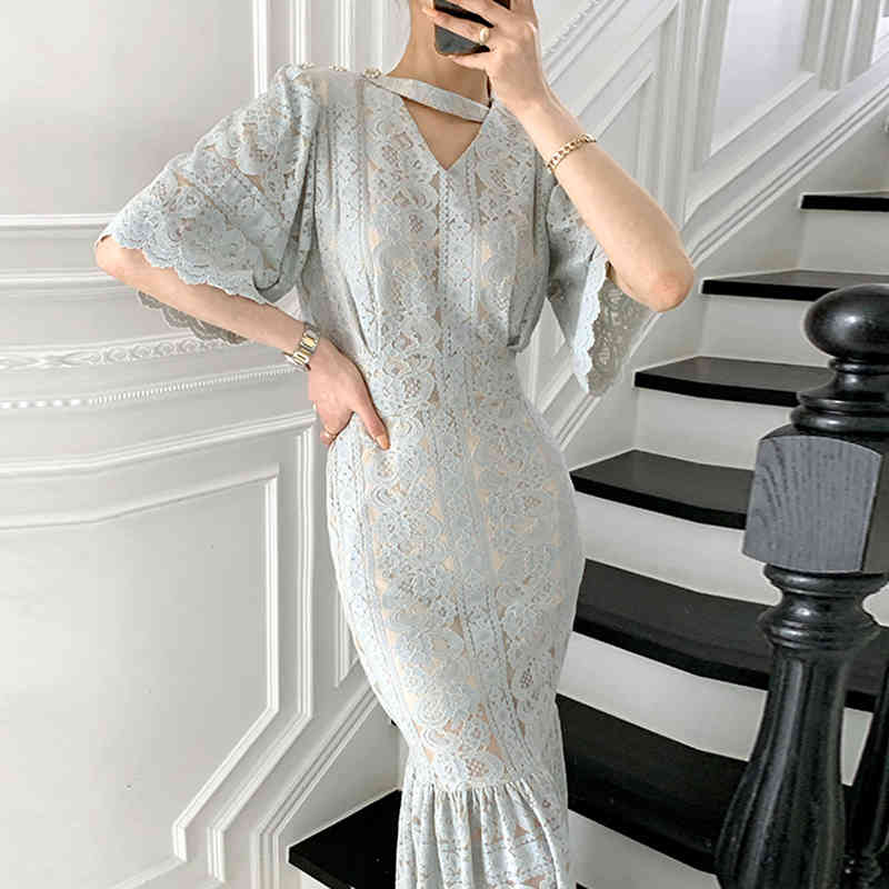 Dresses Chic Korean Slim V Neck Lace Hollow Out Short Sleeve Wrap Hip Mermaid Dress Women Temperament Elegant Sexy Spring 210429
