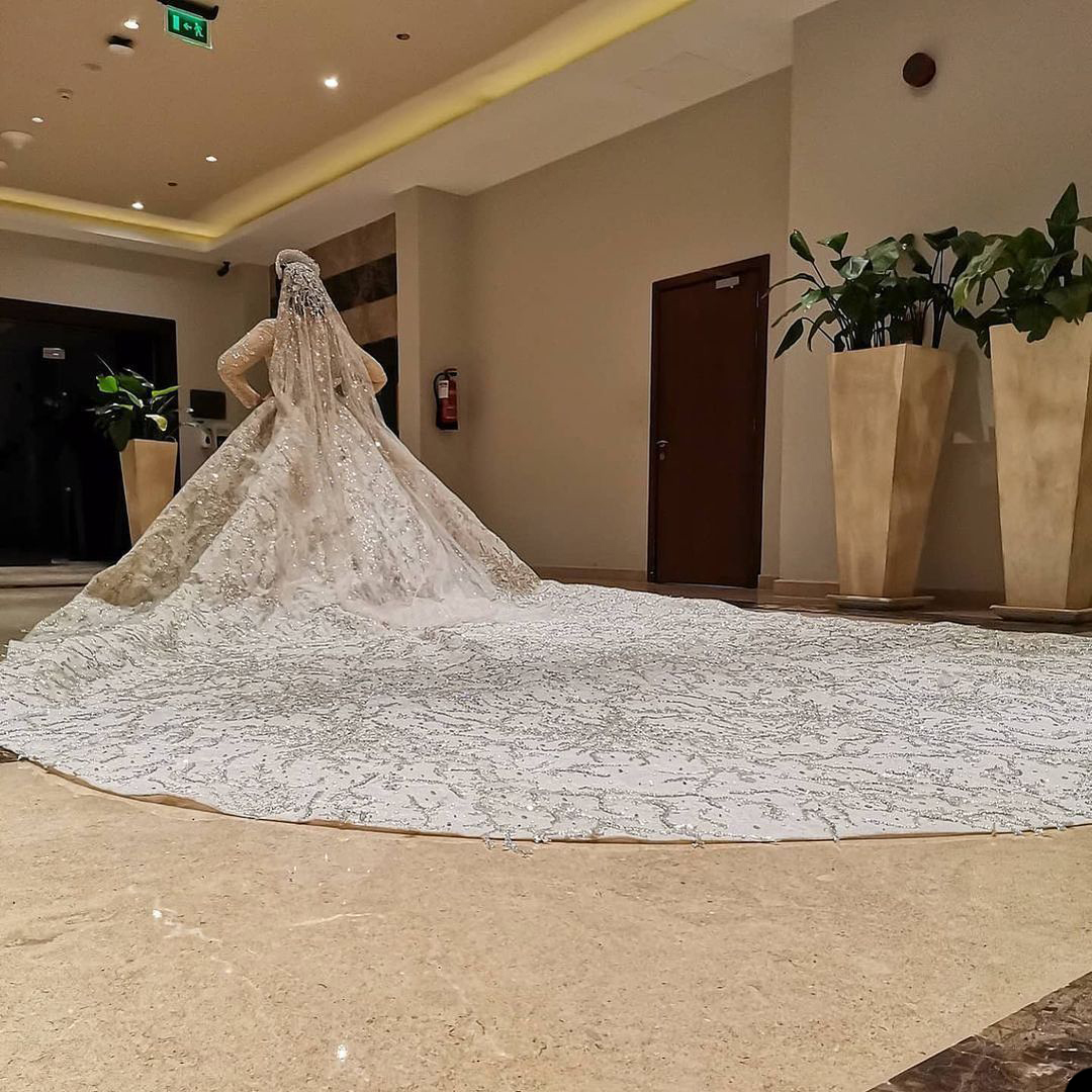 Saudi Arabia Full Beading Ball Gown Wedding Dress High Neck Long Sleeve Luxury Lace Sequins Appliques Bridal Gowns Crystal Bride robes de mariée