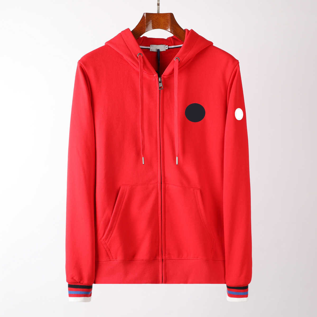 Designer Monclair Mens Hoodies France fashion Brand Men S women Luxury armband Sweatshirt Casual Street Hoodie 002, Supplement (not shipped separately)
Designer Monclair Mens Hoodies France fashion Brand Men S women Luxury armband Sweatshirt Casual Street Hoodie 002, Supplement (not shipped separately)