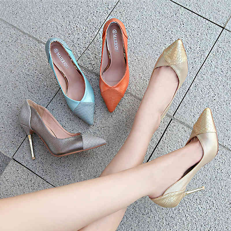 dress shoes spring new european and american fashion color matching pointed stiletto high heels ladies professional simple single, Black 
dress shoes spring new european and american fashion color matching pointed stiletto high heels ladies professional simple single, Black