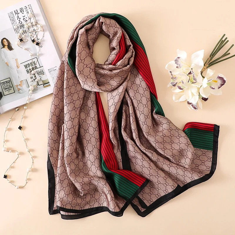 2021 Spring Summer Women Silk Scarf Beach Hijab Shawls Wraps Luxury 180X90CM Chain Print Female Foulard Echarpe Designer Bandana 31
2021 Spring Summer Women Silk Scarf Beach Hijab Shawls Wraps Luxury 180X90CM Chain Print Female Foulard Echarpe Designer Bandana 31