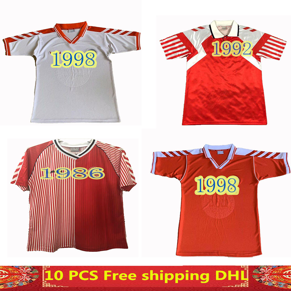 Retro Denmark 1986 Soccer Jerseys Larsen Olsen Laudrup Mölby Lerby Vintage 1992 1998 Football Shirt Classic Kit, Black
Retro Denmark 1986 Soccer Jerseys Larsen Olsen Laudrup Mölby Lerby Vintage 1992 1998 Football Shirt Classic Kit, Black