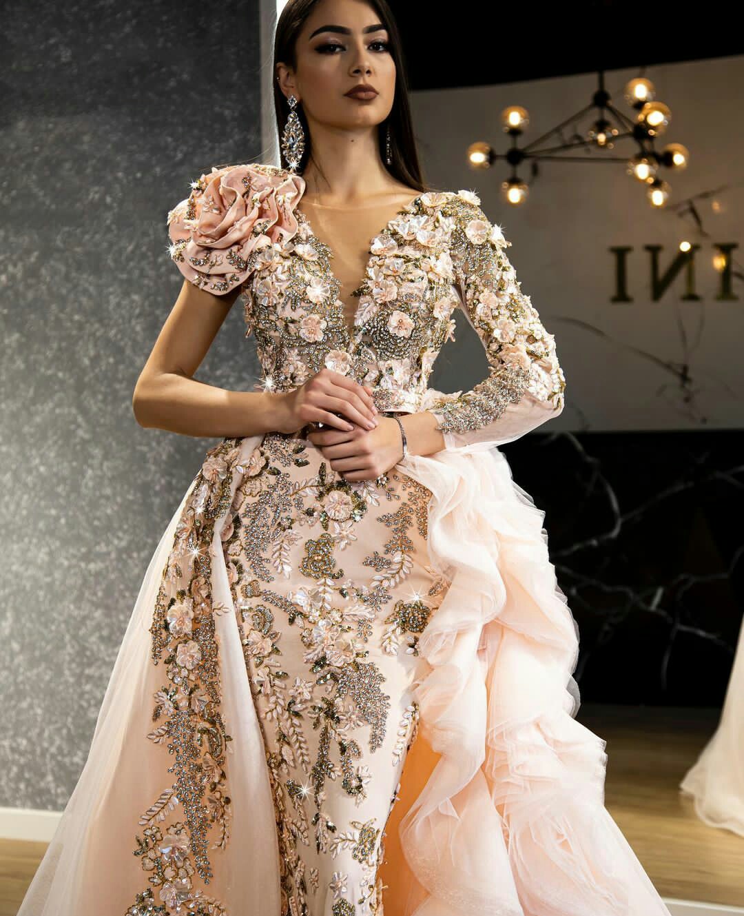 Hand Made Flowers Mermaid Prom Dresses V Neck Long Sleeve Beading Crystal Evening Dress With Detachable Train Party Gowns
