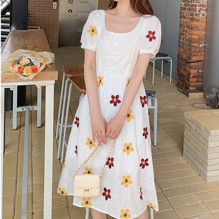 Women Dress Korean Summer Elegant Vintage White Embroidery Floral Puff Sleeve High Waist Slim Midi Dresses Femme Vestidos 210519