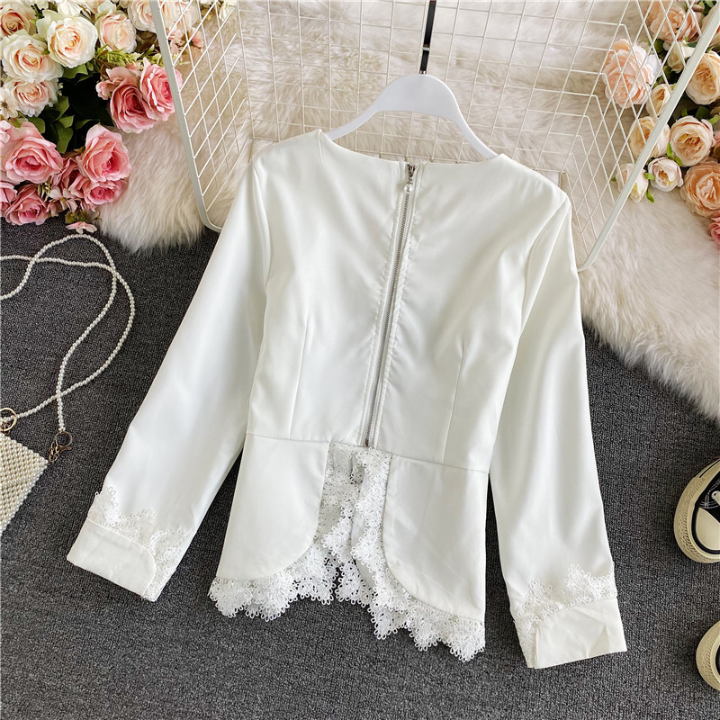 Kimutomo Elegant Lace Patchwork Women Blouses Shirt Fashion Ruffles French Style Square Collar Bow Long Sleeve Short Tops 210521