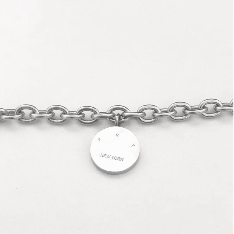 LOGO round heart bracelets women stainless steel chain on hand fashion jewelry Valentine day gift for girlfriend accessories wholesale
LOGO round heart bracelets women stainless steel chain on hand fashion jewelry Valentine day gift for girlfriend accessories wholesale