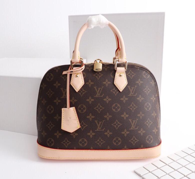 LVLOUISVITTON VUTTONClassic shell bag high quality luxury designer handbag messenger retro fashion one-shoulder portable diagonal
LVLOUISVITTON VUTTONClassic shell bag high quality luxury designer handbag messenger retro fashion one-shoulder portable diagonal