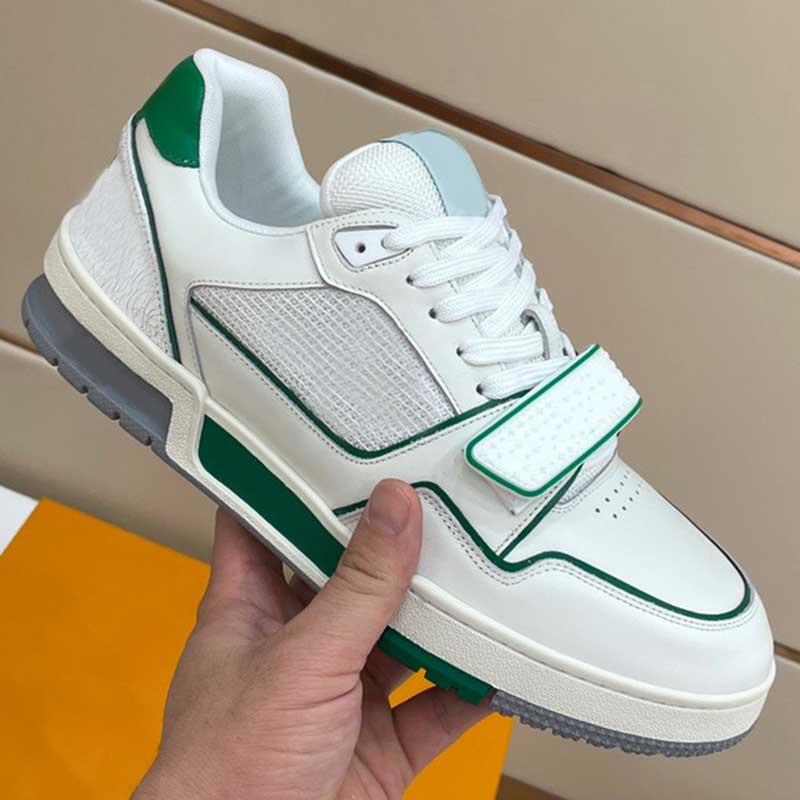 2021 high quality mens casual shoes thick soled skateboard sports shoess designer top brand breathable deodorant non slip sole
2021 high quality mens casual shoes thick soled skateboard sports shoess designer top brand breathable deodorant non slip sole