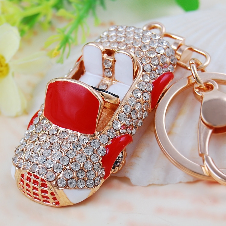 Key Rings Diamond Beetle Car Chain Female Korean Creative Bag Pendant Metal Ring Business Gift