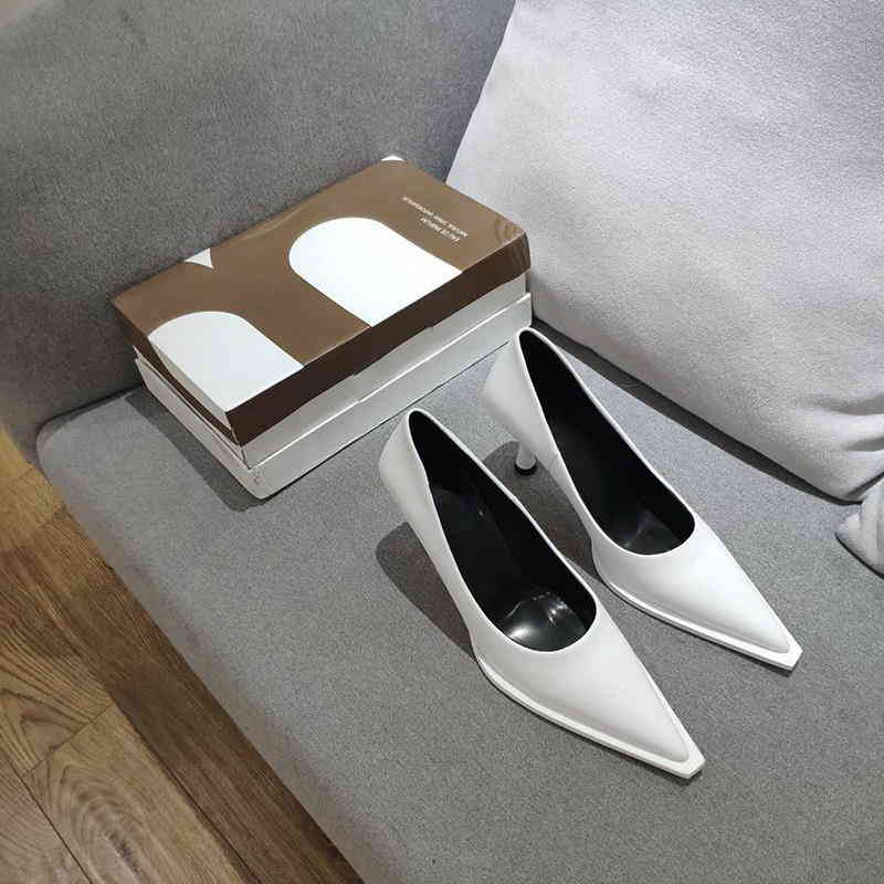 dress shoes new women's leather woman high heels pointed toe women pumps for fashion office lady slip on sock white black ckc
dress shoes new women's leather woman high heels pointed toe women pumps for fashion office lady slip on sock white black ckc