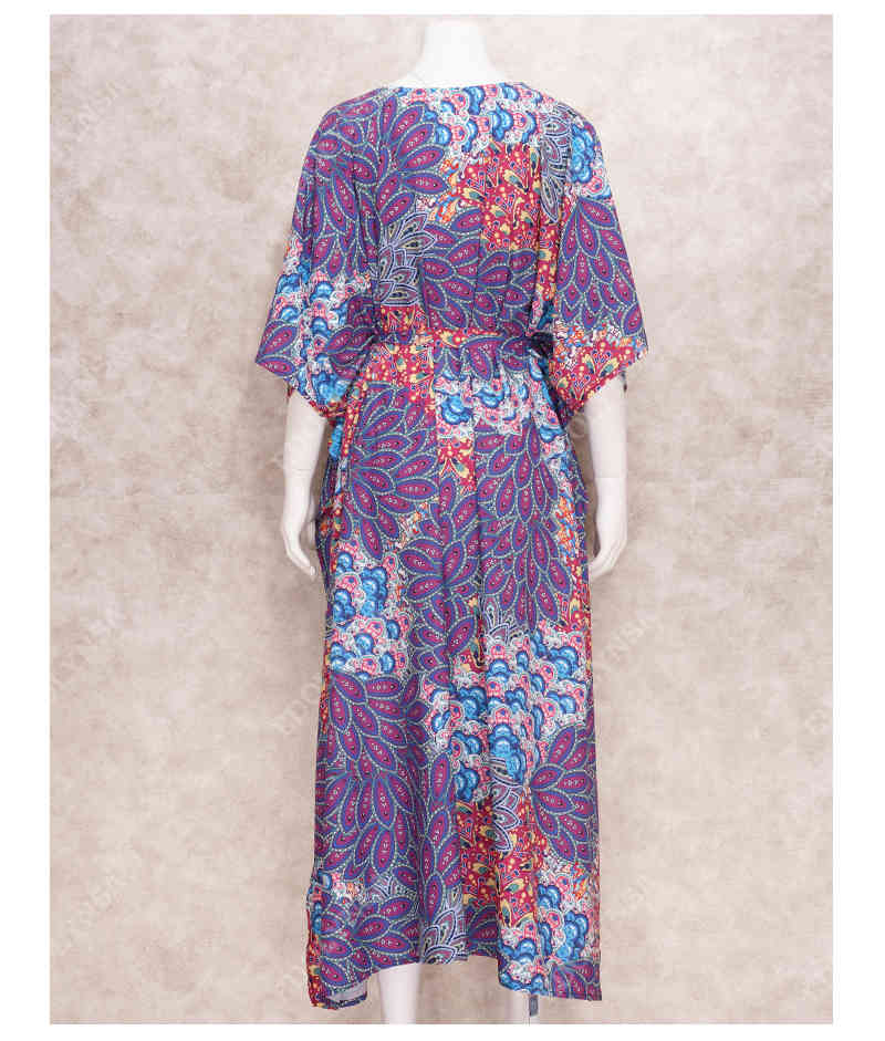 Embroidery Beach Cover up Saida de Praia Swimsuit Women Bikini cover Tunics for Pareo Sarong wear Q1189 210420