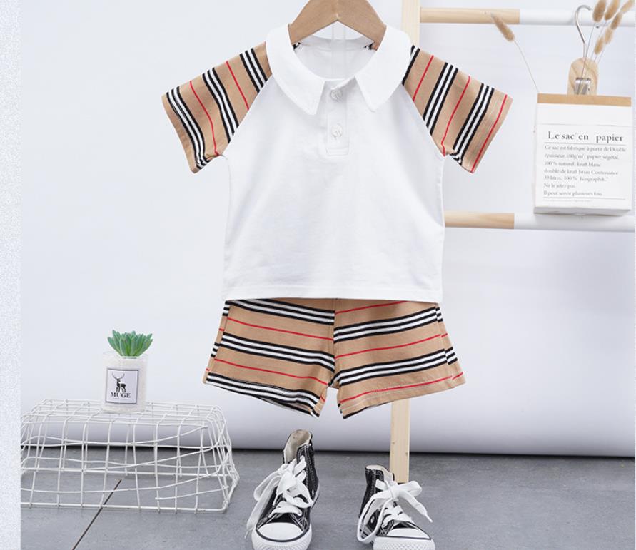 kids girls boys stripe lapel tracksuit fashion 2pcs outfits set tshirt+short pant tracksuits children Designers Clothes, White
kids girls boys stripe lapel tracksuit fashion 2pcs outfits set tshirt+short pant tracksuits children Designers Clothes, White