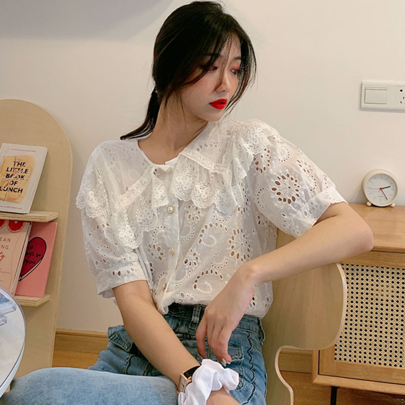 Lace Embroidery Blouse Women French Retro Hollow Out White Shirt Female Elegant Short Sleeve Top 13609 210427