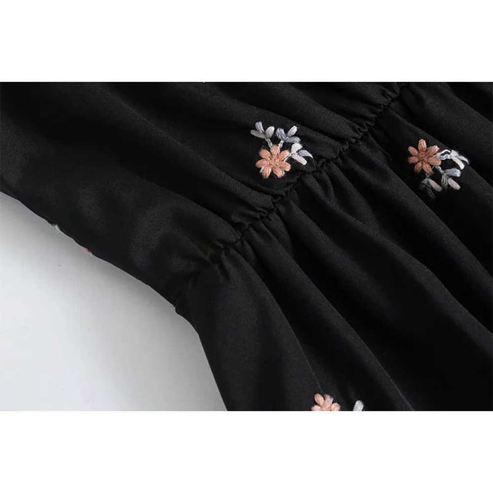 Women Dress Floral Embroidery Square Neckline Midi dress Puff Sleeves elegant Vintage Casual Woman Dresses 210709