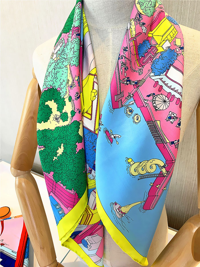 Bran Designer Square Scarves 90*90cm Vintage Scarfs and Shawls Wraps Hijab High Quality Silk Neckerchief Kerchief Hairband Winter Neck Warmer Muffler
Bran Designer Square Scarves 90*90cm Vintage Scarfs and Shawls Wraps Hijab High Quality Silk Neckerchief Kerchief Hairband Winter Neck Warmer Muffler