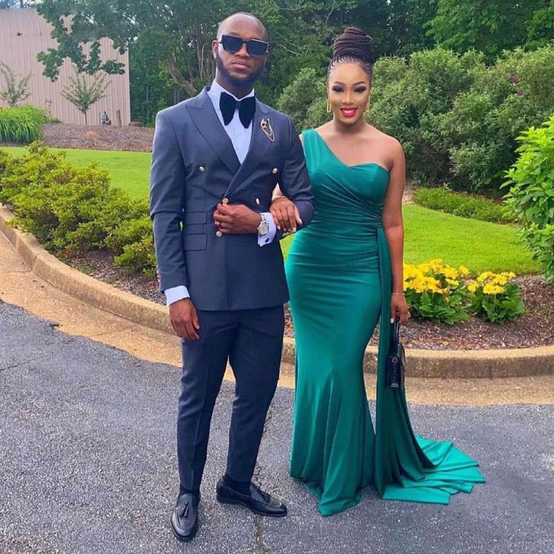 2022 Green One Shoulder Formal Evening Dresses Women Elegant Mermaid Long Sweep Train Long Prom Gowns, Ivory
2022 Green One Shoulder Formal Evening Dresses Women Elegant Mermaid Long Sweep Train Long Prom Gowns, Ivory