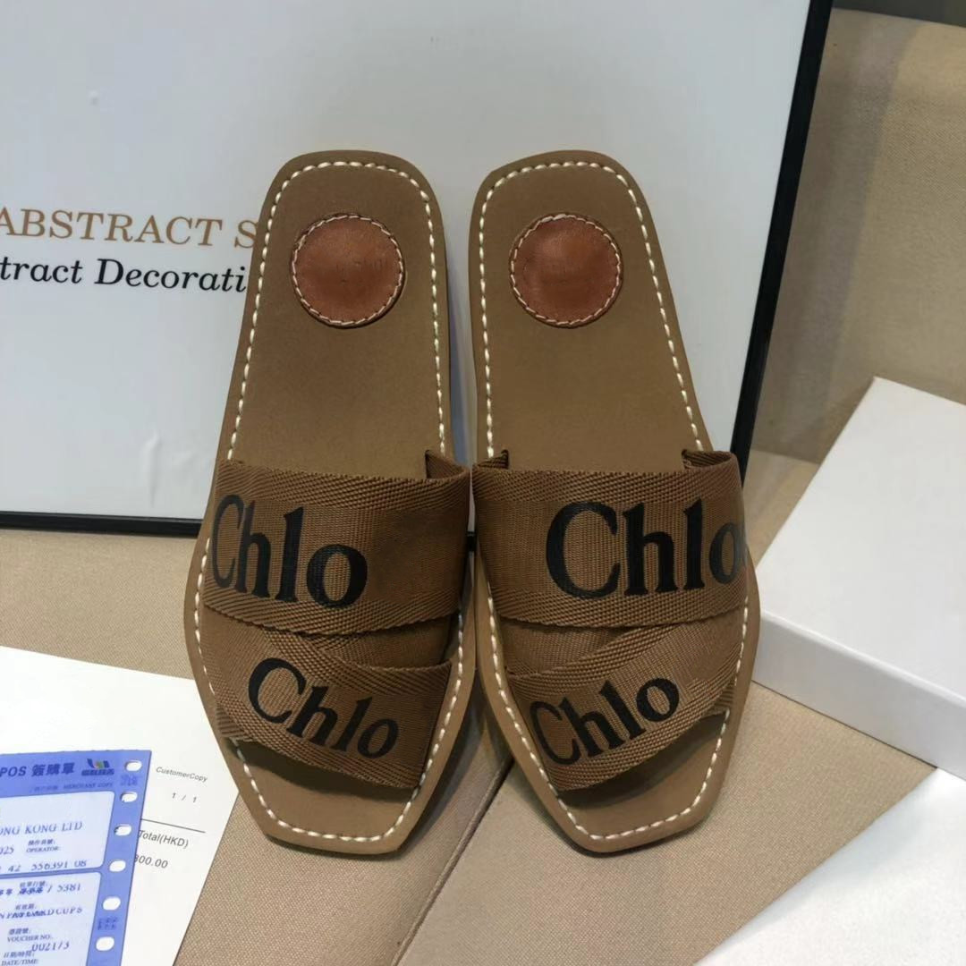2021-5 Newest Branded Women Fflat Slipper Deisgner Lady Lettering Fabric Outdoor Leather Sole Slide Sandal, Black
2021-5 Newest Branded Women Fflat Slipper Deisgner Lady Lettering Fabric Outdoor Leather Sole Slide Sandal, Black