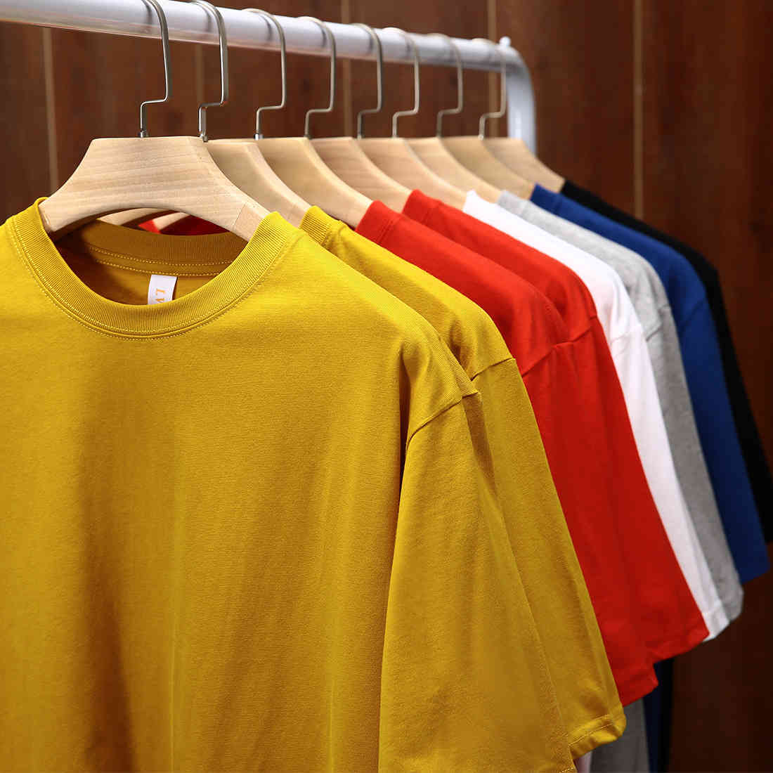 BOLUBAO Trend Brand Men Solid T-Shirts Summer Men Street Hip Hop O-Neck Tee Tops 100% Cotton Casual T Shirt Male 210518, Black
BOLUBAO Trend Brand Men Solid T-Shirts Summer Men Street Hip Hop O-Neck Tee Tops 100% Cotton Casual T Shirt Male 210518, Black