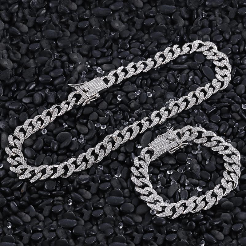 Pendant Necklaces 13mm Hip Hop Miami Curb Cuban Chain Necklace Golden Iced Out Rhinestones Rapper Link Silver Color Men Jewelry
Pendant Necklaces 13mm Hip Hop Miami Curb Cuban Chain Necklace Golden Iced Out Rhinestones Rapper Link Silver Color Men Jewelry