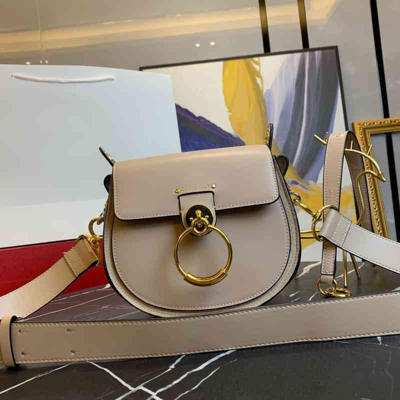 Shoulder Summer Bags for Women Top Quality Wallet Brown Genuine Leather Handbags Designer Shoppers Tote Crossbody Messenger Purse Vintage 220119
Shoulder Summer Bags for Women Top Quality Wallet Brown Genuine Leather Handbags Designer Shoppers Tote Crossbody Messenger Purse Vintage 220119