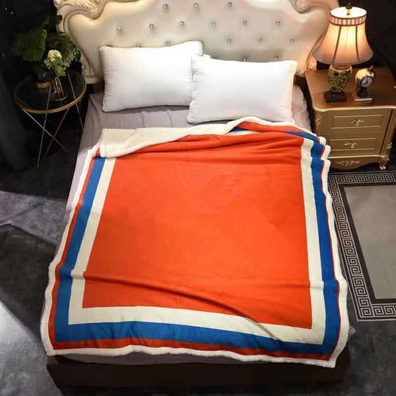 wholesale luxury design Blankets home classic high quality fashion blanket letter pattern winter
wholesale luxury design Blankets home classic high quality fashion blanket letter pattern winter