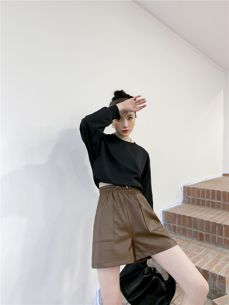 Spring Fashion Loose Wide Leg PU Leather Shorts for Women Casual Elastic High Waist Female Faux 210514