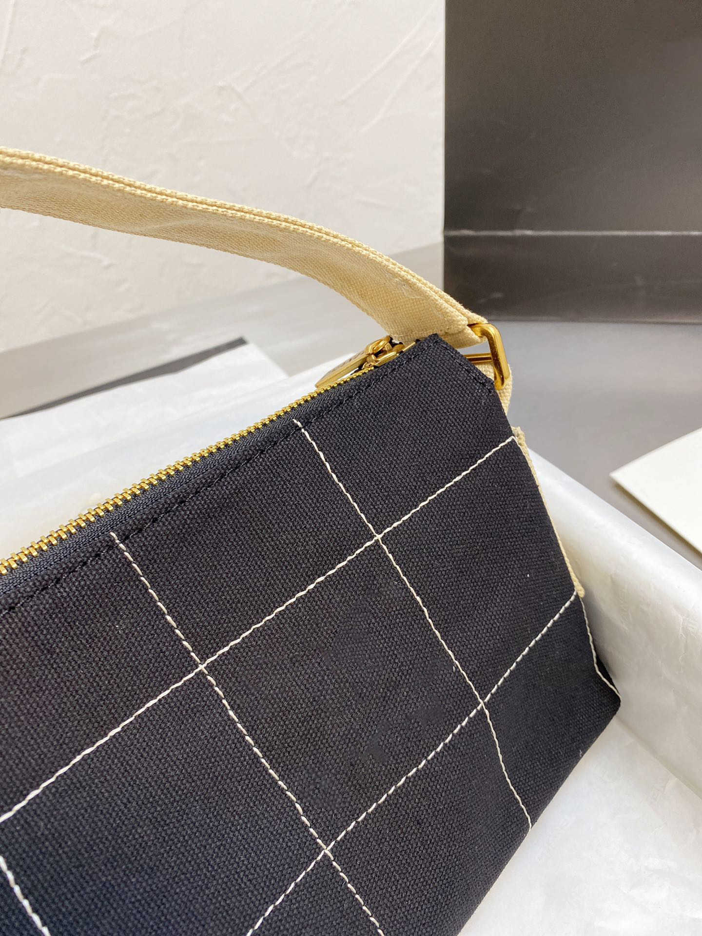 LIUS 2021 Women Luxurys designers bag fashion classic brand purse summer tote canvas shopping crossbady vintage shoulders bags high quality
LIUS 2021 Women Luxurys designers bag fashion classic brand purse summer tote canvas shopping crossbady vintage shoulders bags high quality