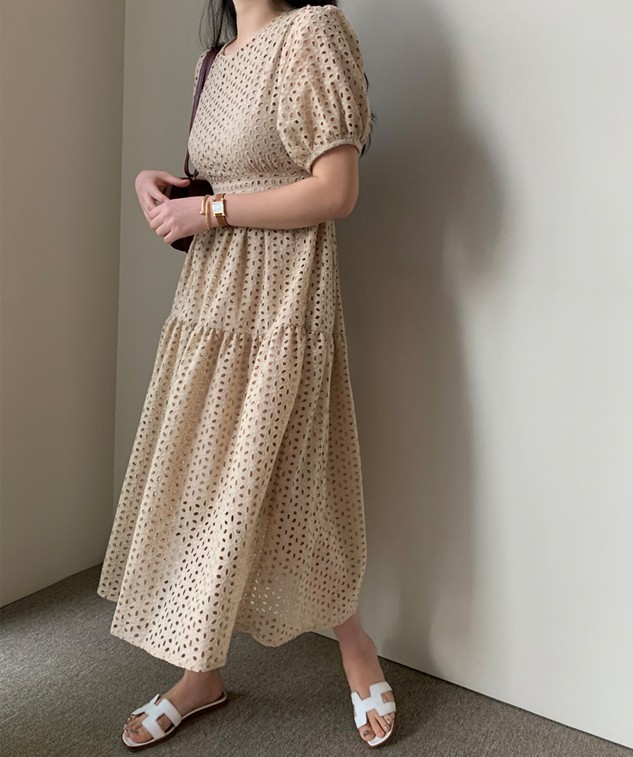 Women Summer Dress Fashion Elegant Short Sleeve White Hollow out O-Neck Casual Beach Midi Dresses Robe Vestidos 210519