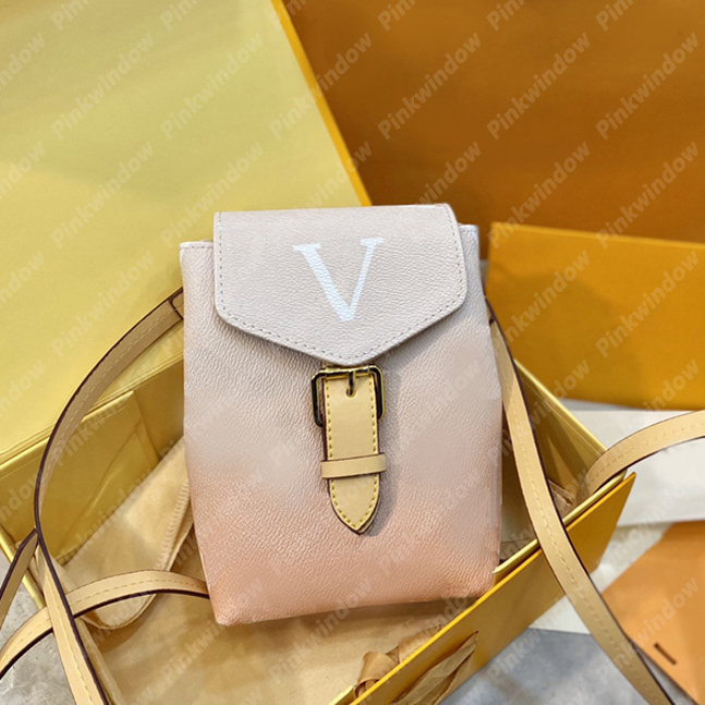 LVLouisVitton Vutton 2021 Crossbody 2104224L Mini Women Bags Waistbag Bag Gradient Luxurys Womens Backpacks Handbags Pool S, Red;black
LVLouisVitton Vutton 2021 Crossbody 2104224L Mini Women Bags Waistbag Bag Gradient Luxurys Womens Backpacks Handbags Pool S, Red;black