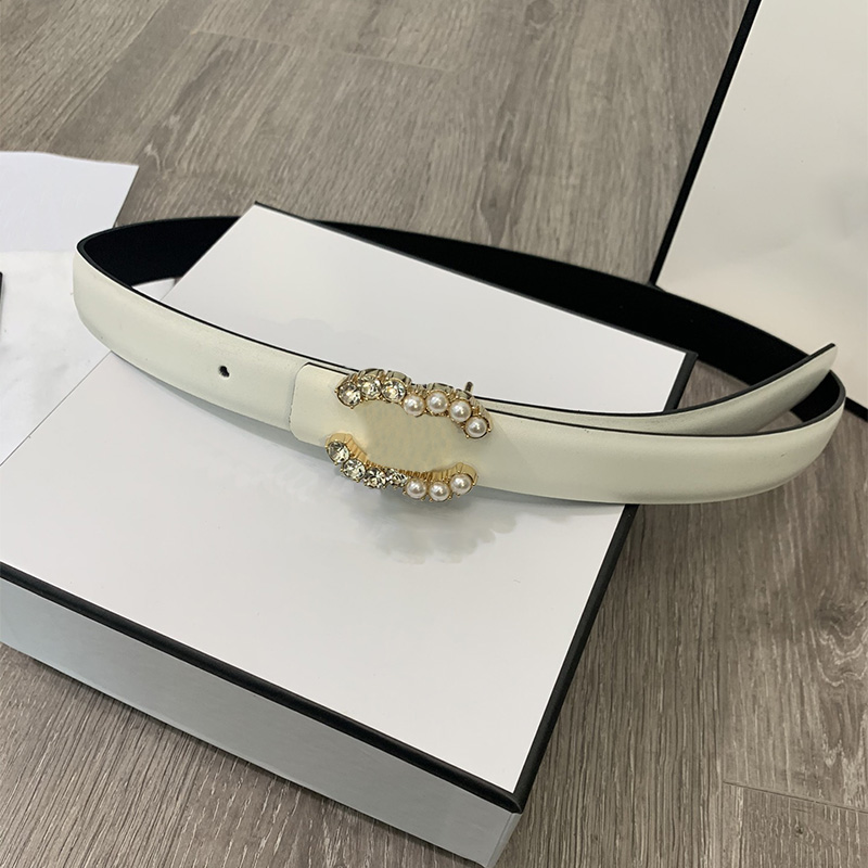 Womens Leather Designer Belts Letter Belt Pearl Girdle Diamonds Waistband Golden Buckle Luxury Waist Fashion Weote, Width-2.5cm
Womens Leather Designer Belts Letter Belt Pearl Girdle Diamonds Waistband Golden Buckle Luxury Waist Fashion Weote, Width-2.5cm