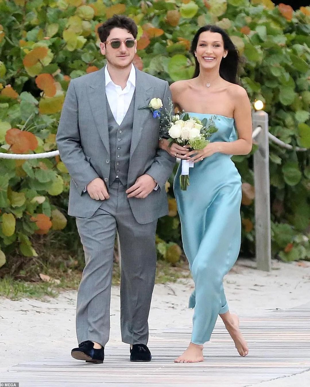 Celebrity Tea Length Bridesmaid Dress Strapless Spring Summer Garden Wedding Guest Maid of Honor Gown Tailor Made Plus Size Available