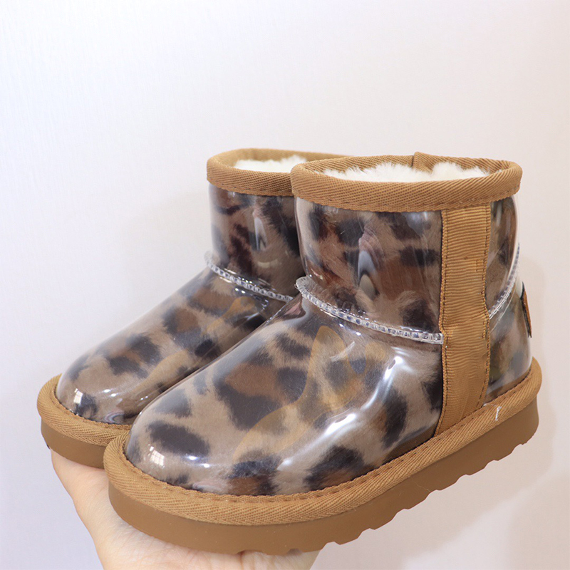 2021 Classic Clear Mini boots Designer women womens australia australian winter men snow child kids fur furry satin boot 20 ankle booties le, Black
2021 Classic Clear Mini boots Designer women womens australia australian winter men snow child kids fur furry satin boot 20 ankle booties le, Black
