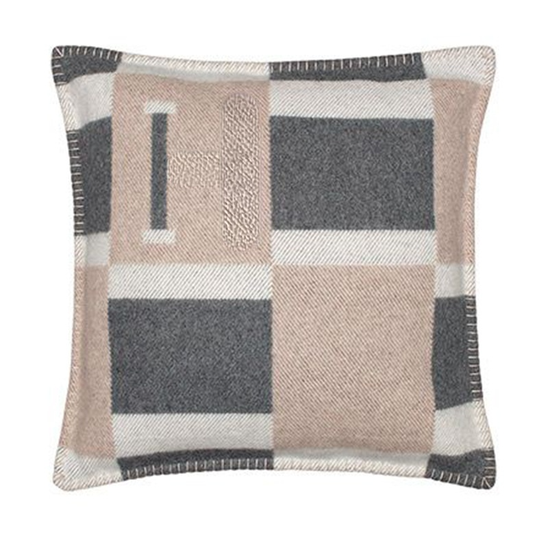Fashion Letter Woven Jacquard Decorative Pillow Case Cushion Sofa Wool Home PillowCase