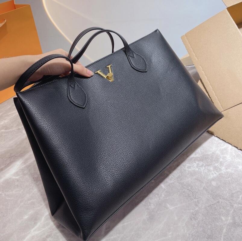 Oversize Women Handbags Purses Designers Luxurys Shopping Bag High Quality Leather with Metal Letters Large Capacity Christmas Designer Bags