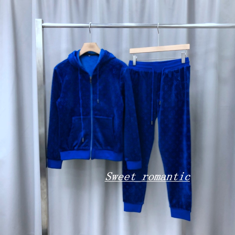 2021 classic Jacket casual wear pants top luxury hoodie + sweatpants men's suit sportswear deportivo sports jogger
2021 classic Jacket casual wear pants top luxury hoodie + sweatpants men's suit sportswear deportivo sports jogger