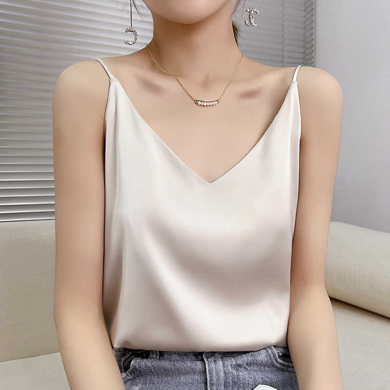 Summer Shiny V Neck Women Satin Silk Harajuku T Shirt Sleeveless Fashion 100%Real Silk Woman Tee Top Casual Female Luxury Sexy 210616, Brick red
Summer Shiny V Neck Women Satin Silk Harajuku T Shirt Sleeveless Fashion 100%Real Silk Woman Tee Top Casual Female Luxury Sexy 210616, Brick red