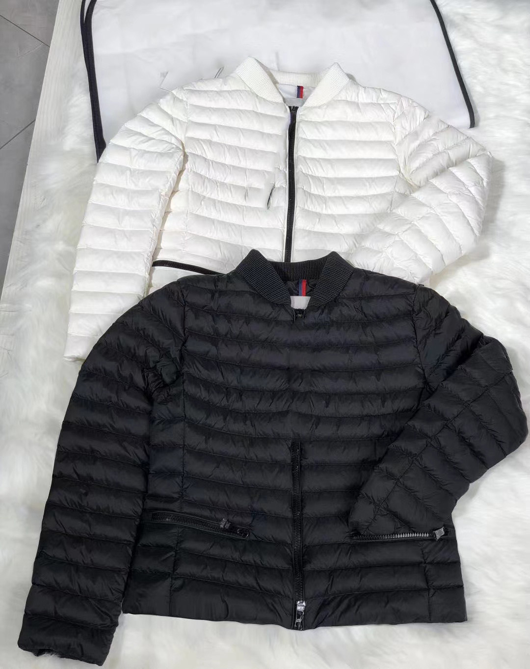 women designer jacket Longue Saison motorcycle thin white goose down jackets New high-quality street fashion brand coat, Extra shipping
women designer jacket Longue Saison motorcycle thin white goose down jackets New high-quality street fashion brand coat, Extra shipping