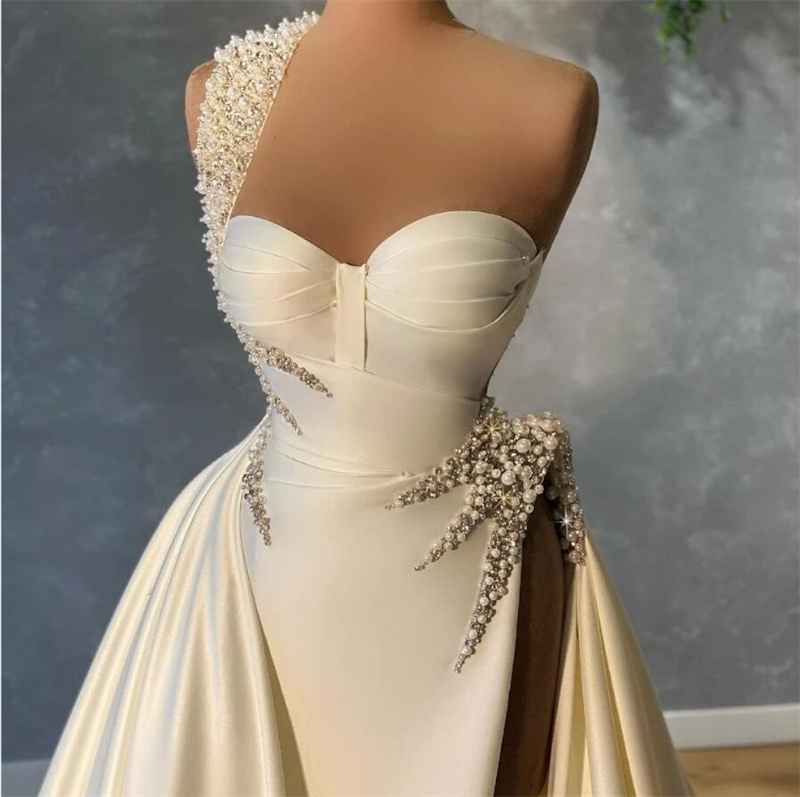 Pearls Glamorous Mermaid Wedding Dresses One Shoulder Side Split Bridal Gown Custom Made Ruffles Floor Length Robes De Mariée