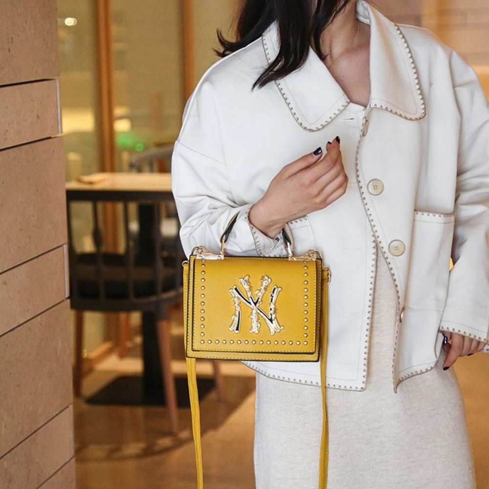 handbag ny texture women s korean style small square fashion one shoulder cross carry
handbag ny texture women s korean style small square fashion one shoulder cross carry